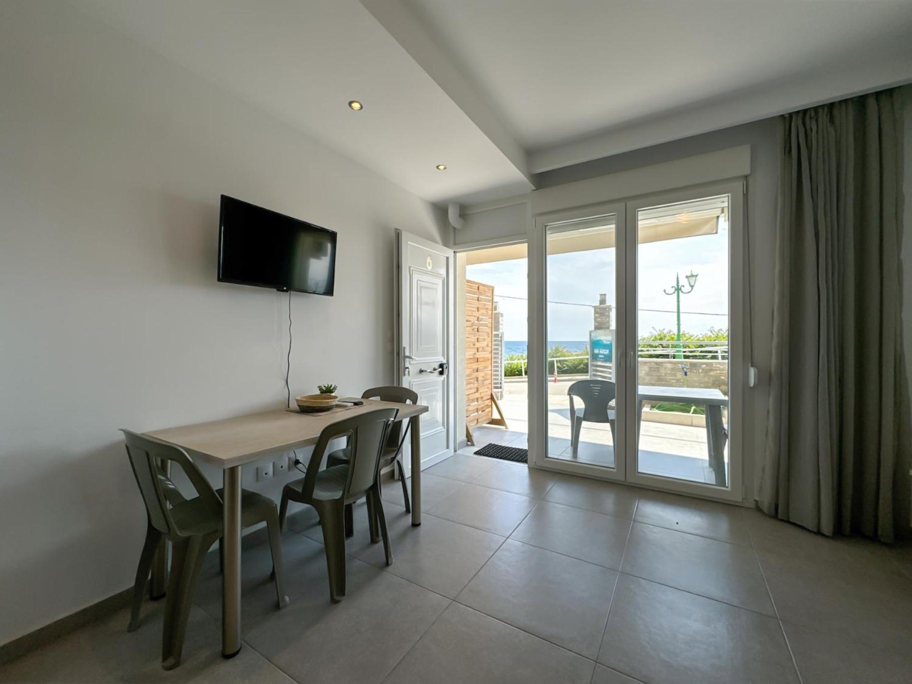 Blue Horizon 2 Apartment Nea Kallikrateia Exterior foto