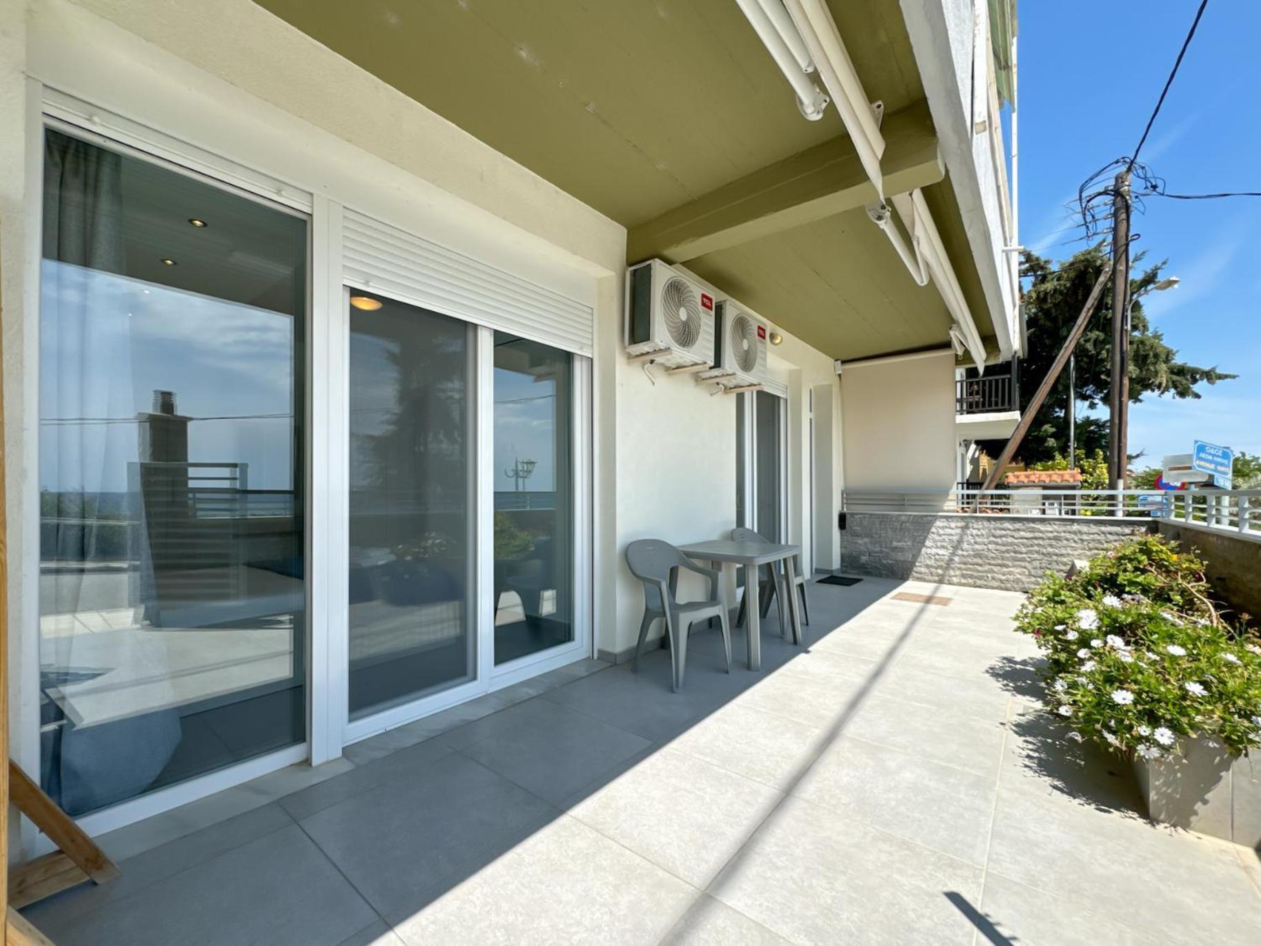Blue Horizon 2 Apartment Nea Kallikrateia Exterior foto
